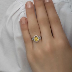 Gümüş Sarı Oval Taşlı Kadın Yüzük Gümüş Sarı Oval Taşlı Kadın Yüzük