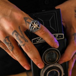 Gümüş Kutup Yıldızı Motifli Erkek Yüzük Gümüş Kutup Yıldızı Motifli Erkek Yüzük