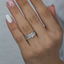 Gümüş Zirkon Taşlı Bayan Yüzük Gümüş Zirkon Taşlı Bayan Yüzük