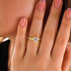 Gümüş Gold Kalpli Kadın Yüzük Gümüş Gold Kalpli Kadın Yüzük