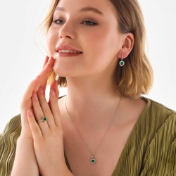 Gümüş Yeşil Taşlı Kalpli Kadın Set Gümüş Yeşil Taşlı Kalpli Kadın Set