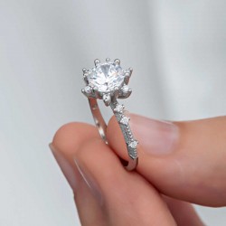 Gümüş Çiçek Desenli Kadın Yüzük Gümüş Çiçek Desenli Kadın Yüzük