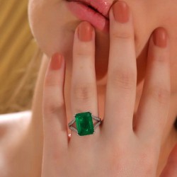 Gümüş Yeşil Renk Paraiba Taşlı Kadın Yüzük Gümüş Yeşil Renk Paraiba Taşlı Kadın Yüzük