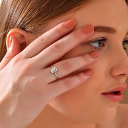 Gümüş Baget Taşlı Kadın Yüzük Gümüş Baget Taşlı Kadın Yüzük