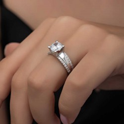 Gümüş Tek Taş Kadın Yüzük Gümüş Tek Taş Kadın Yüzük