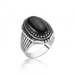 Gümüş Siyah Taşlı Erkek Yüzük Gümüş Siyah Taşlı Erkek Yüzük