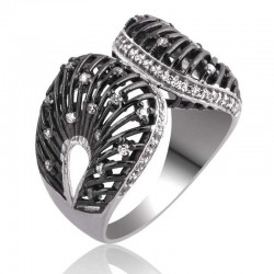 Gümüş Beyaz Taşlı Bayan Yüzük Gümüş Beyaz Taşlı Bayan Yüzük