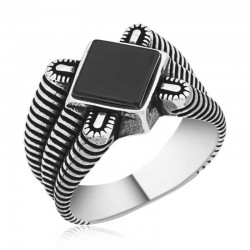 Gümüş Siyah Taşlı Erkek Yüzük Gümüş Siyah Taşlı Erkek Yüzük