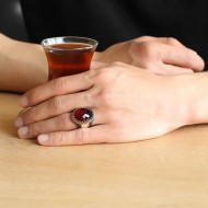 Gümüş Kırmızı Zirkon Taşlı Erkek Yüzük Gümüş Kırmızı Zirkon Taşlı Erkek Yüzük