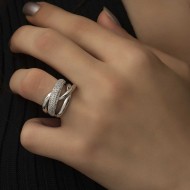 Gümüş Geçişli Model Bayan Yüzük Gümüş Geçişli Model Bayan Yüzük