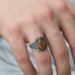 Gümüş Kaplan Gözü Taşlı Örgü Desenli Erkek Yüzük Gümüş Kaplan Gözü Taşlı Örgü Desenli Erkek Yüzük