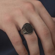 Gümüş Siyah Zirkon Taşlı Erkek Yüzük Gümüş Siyah Zirkon Taşlı Erkek Yüzük