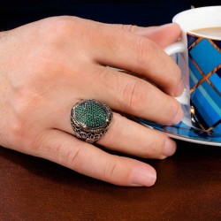 Gümüş Yeşil Zirkon Taşlı Oval Erkek Yüzük Gümüş Yeşil Zirkon Taşlı Oval Erkek Yüzük