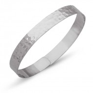 Gümüş Elişi Dövme Bayan Bilezik Gümüş Elişi Dövme Bayan Bilezik