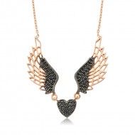 Gümüş Kanatlı Kalp Bayan Kolye Gümüş Kanatlı Kalp Bayan Kolye