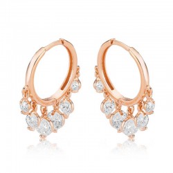 Gümüş Beyaz Taşlı Pullu Küpe Gümüş Beyaz Taşlı Pullu Küpe