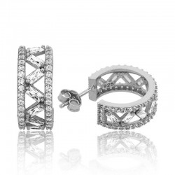 Gümüş Beyaz Taşlı Halka Bayan Küpe Gümüş Beyaz Taşlı Halka Bayan Küpe