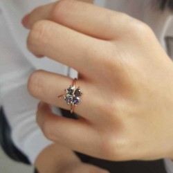 Gümüş Rose Mistik Topaz Yonca Bayan Yüzük Gümüş Rose Mistik Topaz Yonca Bayan Yüzük