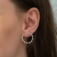 Gümüş Yıldızlı Halka Bayan Küpe Gümüş Yıldızlı Halka Bayan Küpe