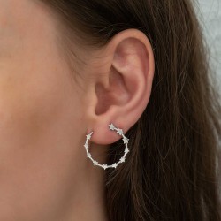 Gümüş Yıldızlı Halka Bayan Küpe Gümüş Yıldızlı Halka Bayan Küpe