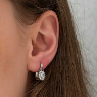 Gümüş Mengeçli Oval Kesim Küpe Gümüş Mengeçli Oval Kesim Küpe