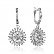 Gümüş Baget Taşlı Bayan Küpe Gümüş Baget Taşlı Bayan Küpe