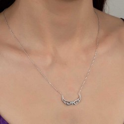Swarovski Taşlı Gümüş Kanat Bayan Kolye Swarovski Taşlı Gümüş Kanat Bayan Kolye