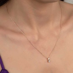 Swarovski Taşlı Gümüş Tektaş Bayan Kolye Swarovski Taşlı Gümüş Tektaş Bayan Kolye