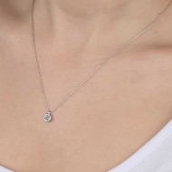 Swarovski Taşlı Gümüş Tektaş Bayan Kolye Swarovski Taşlı Gümüş Tektaş Bayan Kolye