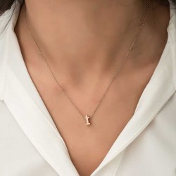 Gümüş Rose 3 Boyutlu İ Harf Bayan Kolye Gümüş Rose 3 Boyutlu İ Harf Bayan Kolye