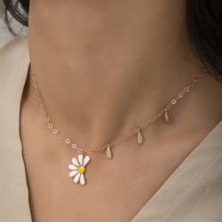 Gümüş Rose Papatya Seviyor Sevmiyor Bayan Kolye Gümüş Rose Papatya Seviyor Sevmiyor Bayan Kolye