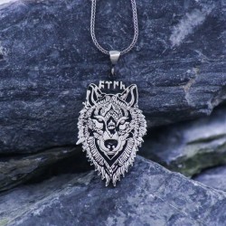 Gümüş Göktürkçe Türk Yazılı Kurt Kolye Gümüş Göktürkçe Türk Yazılı Kurt Kolye