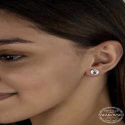 Swarovski Crystal Taşlı Gümüş Çivili Kadın Küpe Swarovski Crystal Taşlı Gümüş Çivili Kadın Küpe