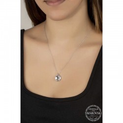Swarovski Crystal Taşlı Çerçeveli Gümüş Kadın Kolye Swarovski Crystal Taşlı Çerçeveli Gümüş Kadın Kolye