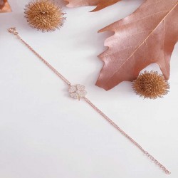 Gümüş Rose Kalpli Yonca Kadın Bileklik Gümüş Rose Kalpli Yonca Kadın Bileklik