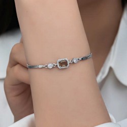 Gümüş Kare Zultanit Taşlı Kadın Bileklik Gümüş Kare Zultanit Taşlı Kadın Bileklik