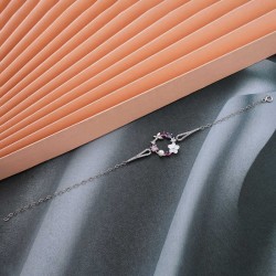 Gümüş Manolya Çiçeği Kelebek Kadın Bileklik Gümüş Manolya Çiçeği Kelebek Kadın Bileklik