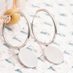 Gümüş Sallantılı Halka Kadın Küpe Gümüş Sallantılı Halka Kadın Küpe