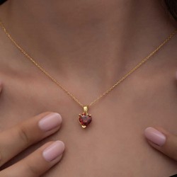 Gümüş Gold Kırmızı Taşlı Kalpli Kadın Kolye Gümüş Gold Kırmızı Taşlı Kalpli Kadın Kolye