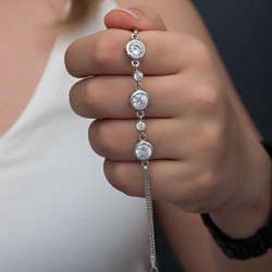 Gümüş Yuvarlak Taşlı Kadın Bileklik Gümüş Yuvarlak Taşlı Kadın Bileklik