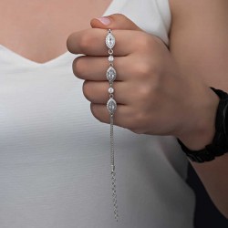 Gümüş Mekik Zirkon Taşlı Kadın Bileklik Gümüş Mekik Zirkon Taşlı Kadın Bileklik